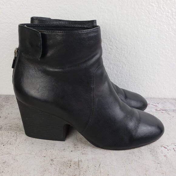 EILEEN FISHER Harris Tumbled Leather Ankle Bootie Black size 9 Lagenlook Goth - Picture 2 of 13